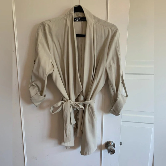 - Zara safari  jacket in beige size L - Picture 4 of 11